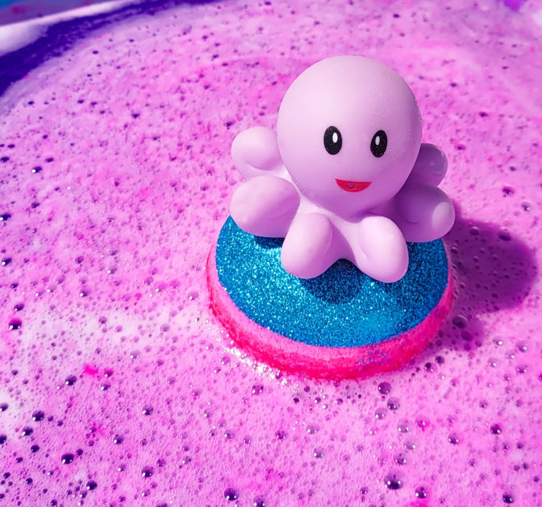 CRAZY LALA'S MELTS BATHBOMBS Octopus's Garden Bath Blaster bomb cosmetics