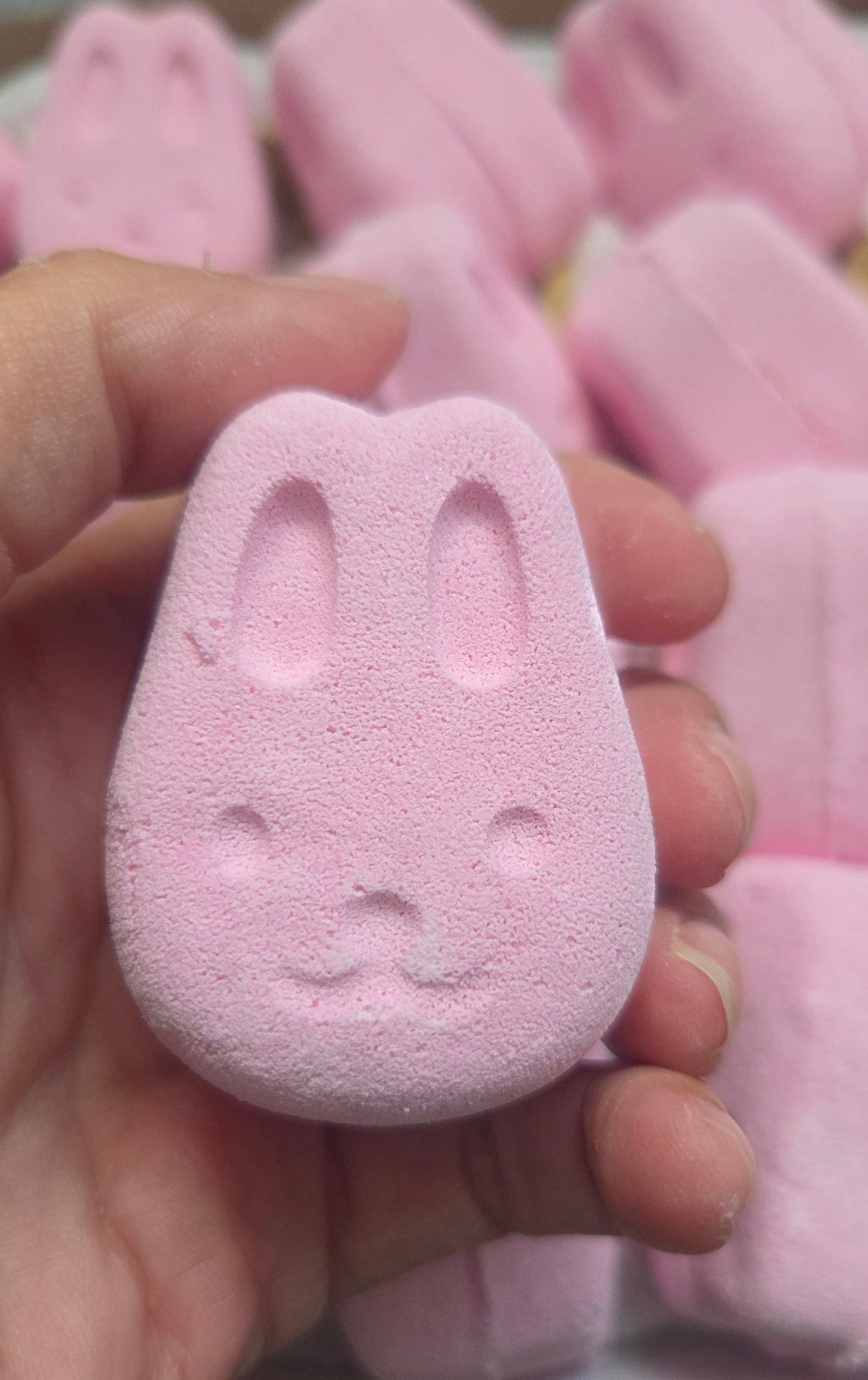 Hops & Dreams mini Bath Blaster bomb cosmetics crazy lala's melts