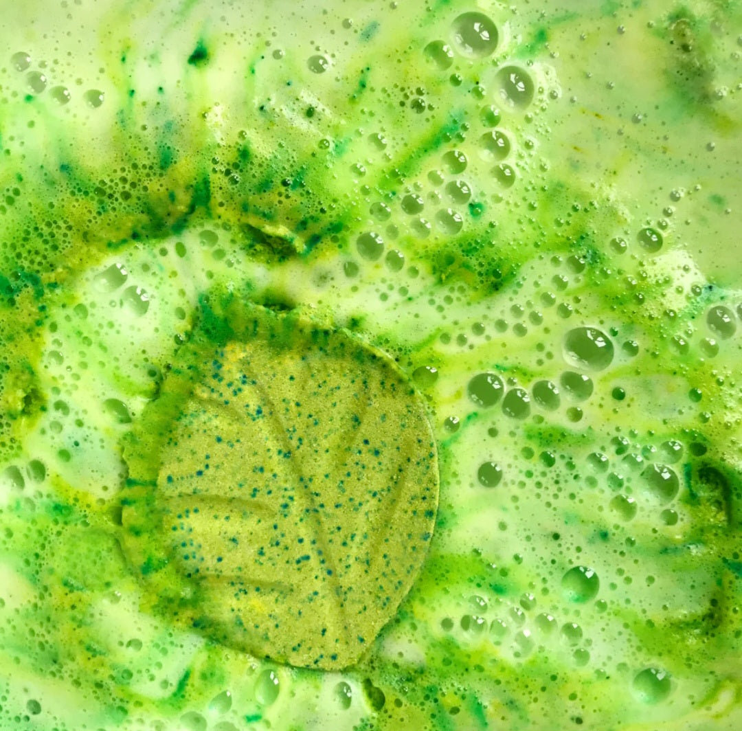 Crazy lala's melts LEAF IT OUT WATERCOLOURS bomb cosmetics