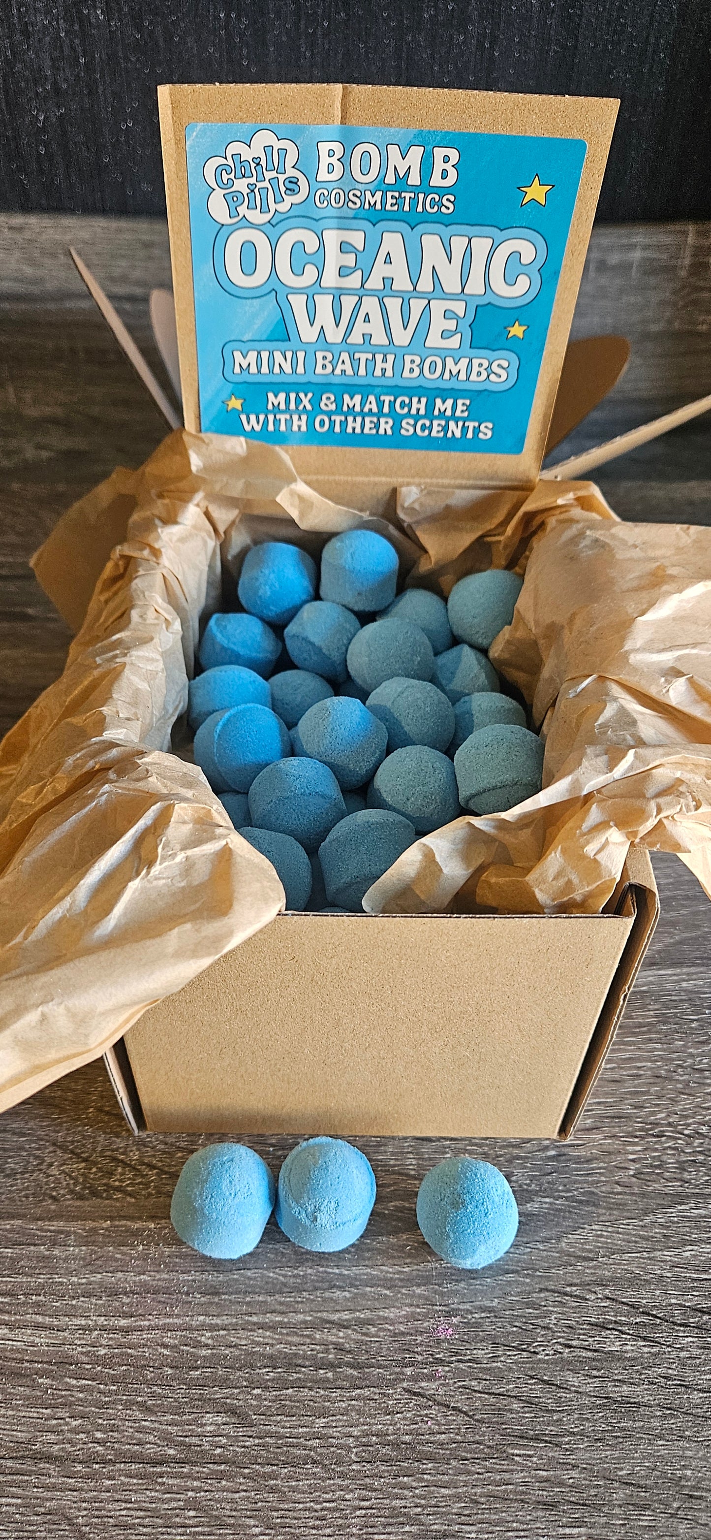 Crazy lala's melts chill pills mini Bath Blasters
