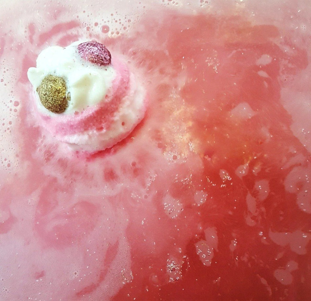 CRAZY LALA'S MELTS BATHBOMBS ALL THAT GLITTERS Bath Blaster Bomb cosmetics