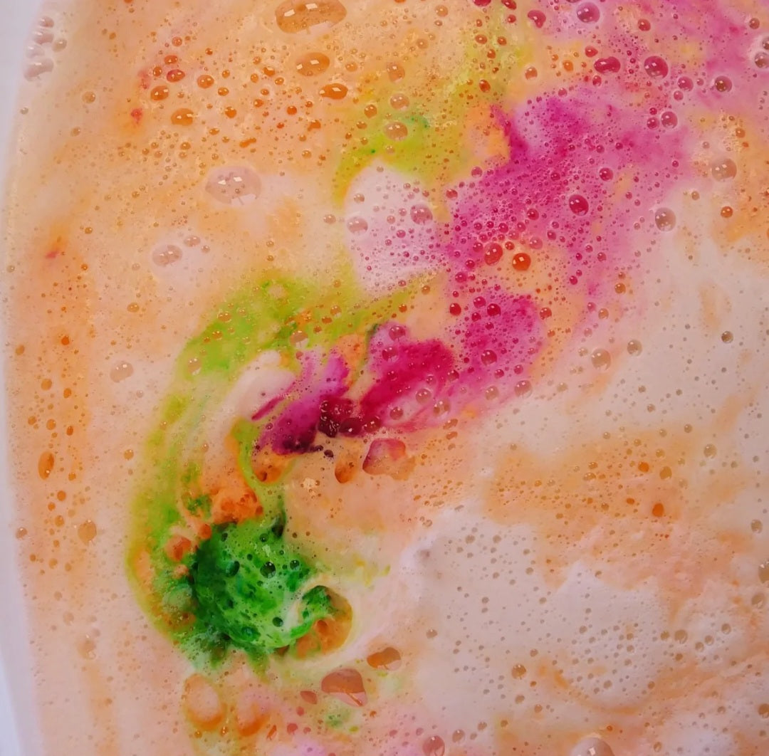 Crazy lala's melts TROPIC OF CONVERSATION WATERCOLOURS bomb cosmetics